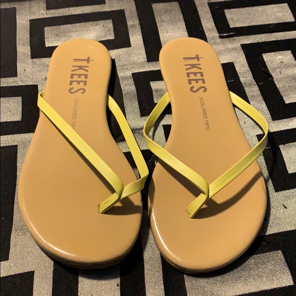 Women’s tkees colored tips thong flip flops